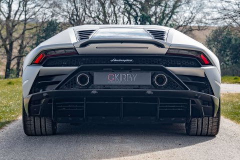 Lamborghini Huracan LP640-4 EVO 24