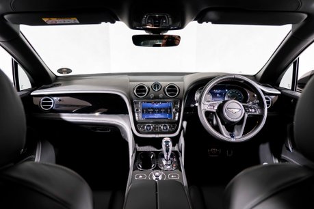 Bentley Bentayga V8. NOW SOLD. SIMILAR REQUIRED. PLEASE CALL 01903 254800. 25