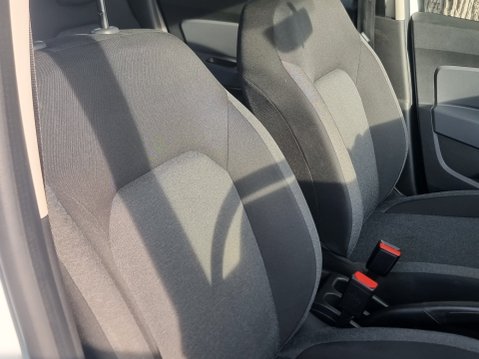 Dacia Duster ESSENTIAL TCE 19