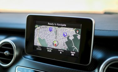 Mercedes-Benz V Class D AMG Line (Extra Long) 21