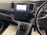 Vauxhall Vivaro 1.5 Vivaro 2900 Sportive S/S 14