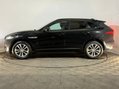 Jaguar F-Pace R-SPORT AWD 5