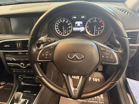 Infiniti QX30 2.2d Premium DCT AWD Euro 6 (s/s) 5dr 32