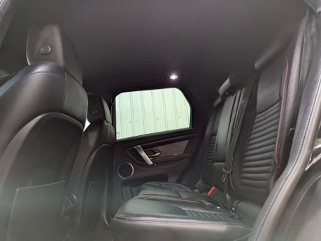 Land Rover Discovery Sport 2.0 Discovery Sport R-Dynamic SE D Auto 4WD 5dr 68