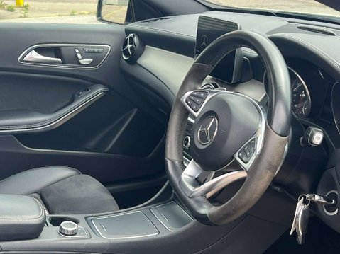 Mercedes-Benz A Class 2.1 A 200 WhiteArt Premium+ D Automatic 5dr - NATIONAL DELIVERY* 36