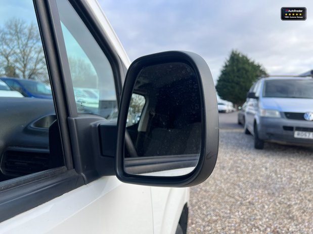 Citroen Berlingo SWB L1H1 650 Enterprise Air Con Nav Parking Sensors EURO 6 NO VAT 15