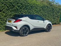 Toyota C-HR 2.0 VVT-h GR SPORT SUV 5dr Petrol Hybrid CVT Euro 6 (s/s) (184 ps) 4