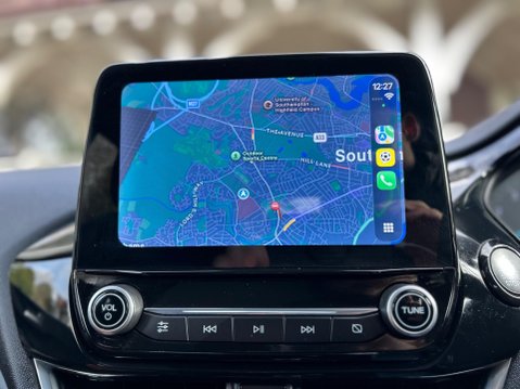 Ford Fiesta TITANIUM 33