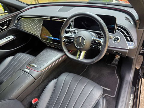 Mercedes-Benz E Class 2.0 E 300 AMG LINE Advanced E Auto 5dr 9