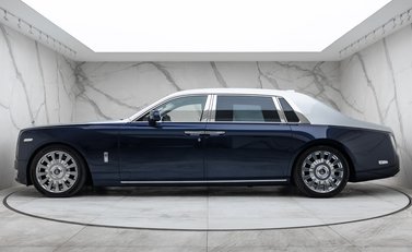 Rolls-Royce Phantom VIII EWB 5