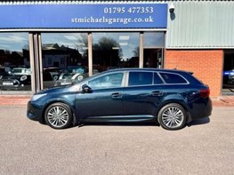 Toyota Avensis 1.8 Avensis Excel Valvematic CVT 5dr 11