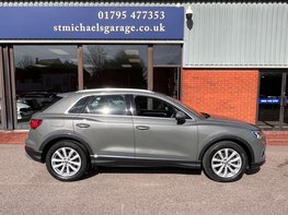 Audi Q3 1.5 Q3 Sport 35 TFSI Semi-Auto 5dr 10