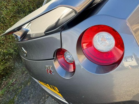 Nissan GT-R 3.8 V6 Premium Edition Coupe 2dr Petrol Auto 4WD Euro 5 (550 ps) 21