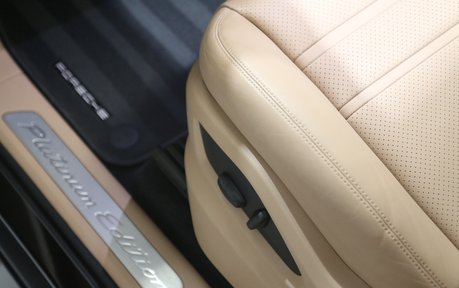 Porsche Cayenne V6 Platinum Edition - PTS Colour and Incredible Specification 10