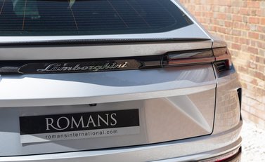 Lamborghini Urus 27
