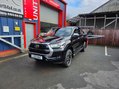 Toyota Hilux INVINCIBLE 4WD D-4D DCB Auto 1