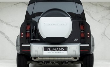 Land Rover Defender 110 XS Edition P400 5