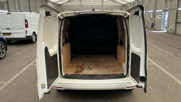 Volkswagen Caddy SWB L1H1 Low Roof Commerce Pro Air Con Alloys Sensors EURO 6 NO VAT 5