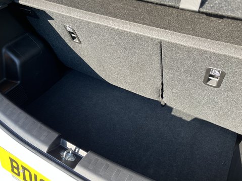 Suzuki Swift 1.2 SZ4 [Nav] 5dr Auto 36