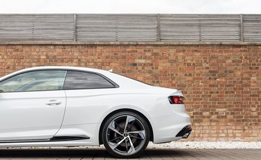 Audi RS5 Coupé 27