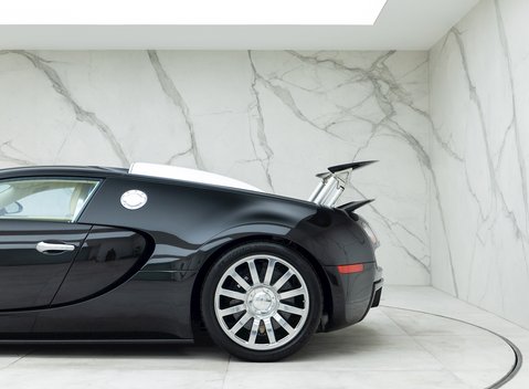 Bugatti Veyron 16.4 28