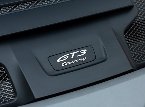Porsche 911 GT3 TOURING (992) 35