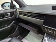 Porsche Cayenne 2.9 Cayenne V6 S Auto 4WD 5dr 91