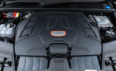 Porsche Cayenne GTS 30