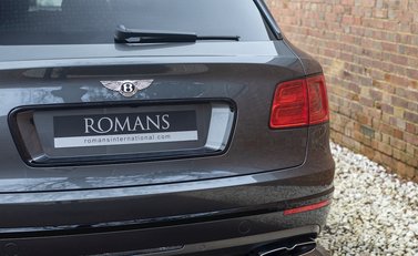 Bentley Bentayga V8 24