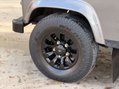 Land Rover Defender 2.2 Defender 90 XS Hard Top TD 4WD 5dr 38