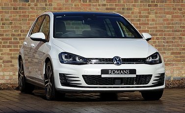 Volkswagen Golf GTD 2.0 TDi 1