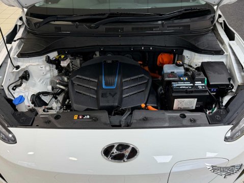 Hyundai KONA 64kWh Premium Auto 5dr (10.5kW Charger) 92