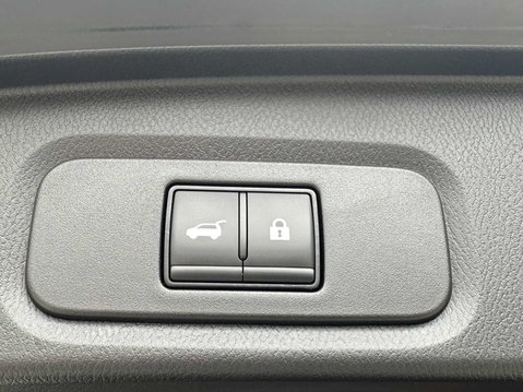 Nissan Qashqai 1.3 Dig-t Mhb 140 Tkna Bose Pack 8