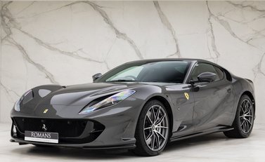 Ferrari 812 Superfast 6
