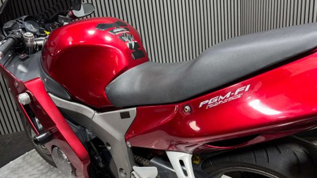 Honda CBR 2001 37K PROJECT BIKE SPARES OR REPAIR SPORTS TOURER 20