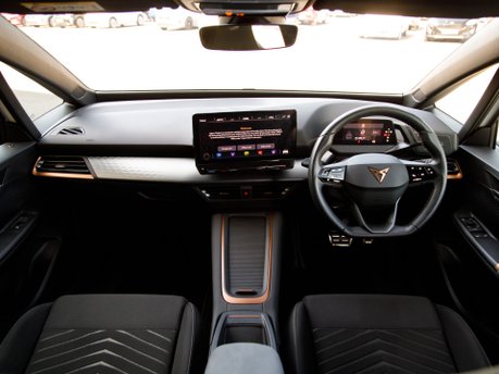 Cupra Born V1