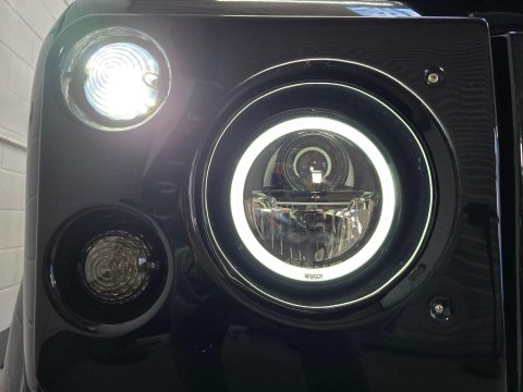 Land Rover Defender 90 HARD-TOP TD5 41