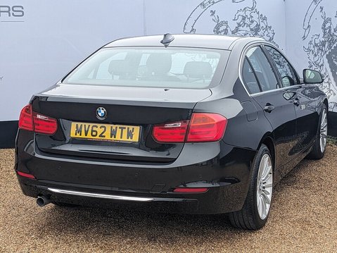 BMW 3 Series 320D LUXURY 9