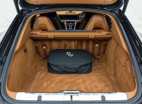 Porsche Panamera 4S E-Hybrid 36