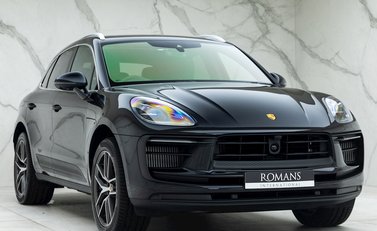 Porsche Macan S 1