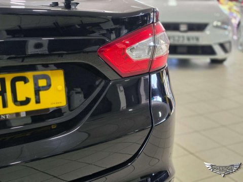 Ford Mondeo 2.0 TDCi Titanium Euro 6 (s/s) 5dr 21