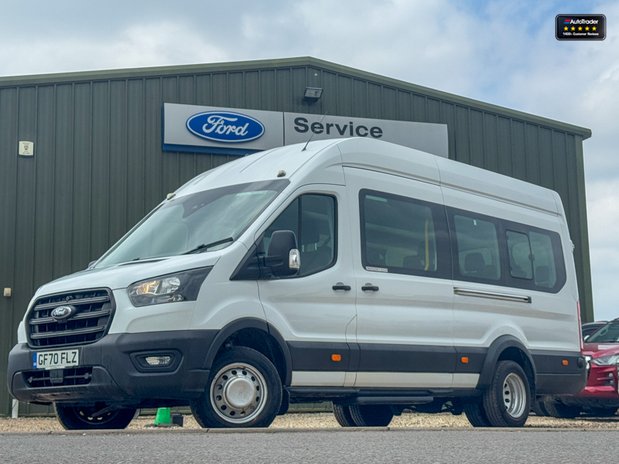 Ford Transit Minibus XLWB L4H3 High Roof 17 Seats Camera Trend SELECT 2