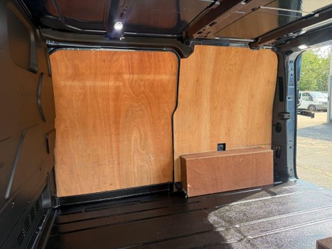 Ford Transit Custom 280 LIMITED P/V ECOBLUE 36