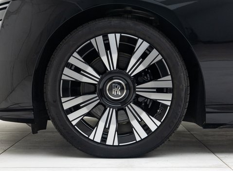 Rolls-Royce Spectre 33