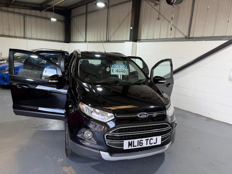 Ford Ecosport 1.0T EcoBoost Titanium 2WD Euro 5 (s/s) 5dr 2