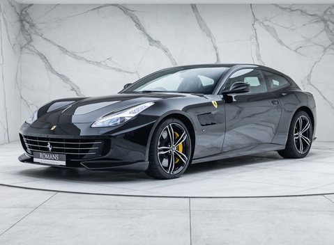Ferrari GTC4 Lusso V12 1