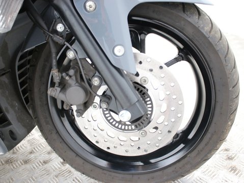 Yamaha Nmax 125 GPD125-A ABS 16