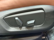 BMW 5 Series 2.0 520d Luxury Touring 5dr Diesel Auto Euro 6 (s/s) (190 ps) 45