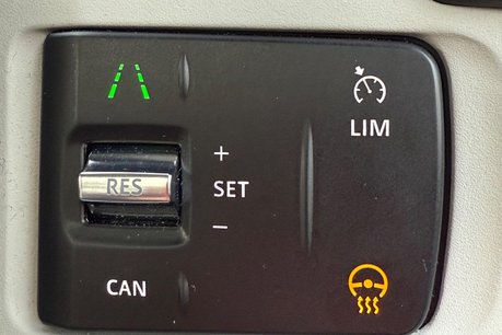 Land Rover Defender XS EDITION 27