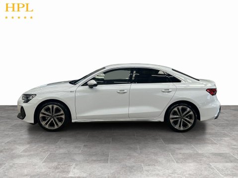 Audi A3 1.5 TFSI 35 S line Saloon 4dr Petrol S Tronic Euro 6 (s/s) (150 ps) 1 Owner 4
